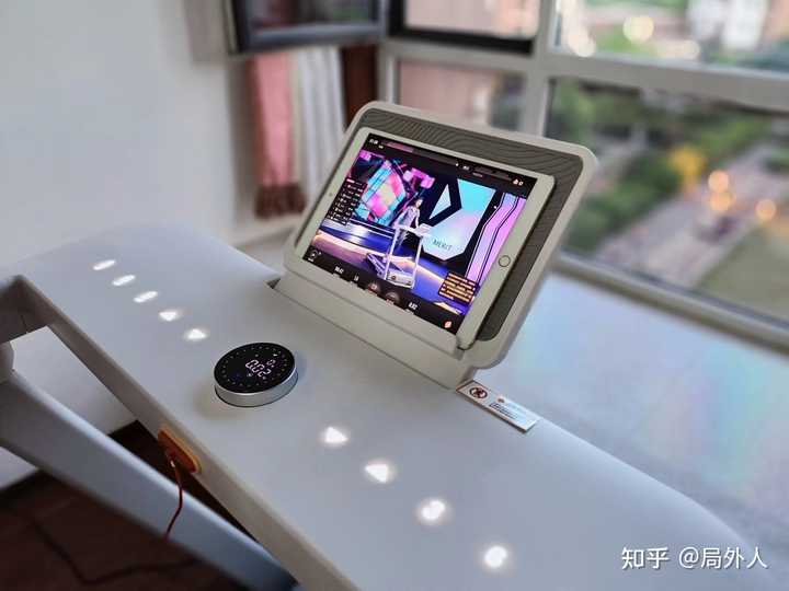 買跑步機(jī)還是去健身房_健身房那種跑步機(jī)多少錢一臺_健身房的跑步機(jī)一般什么價位