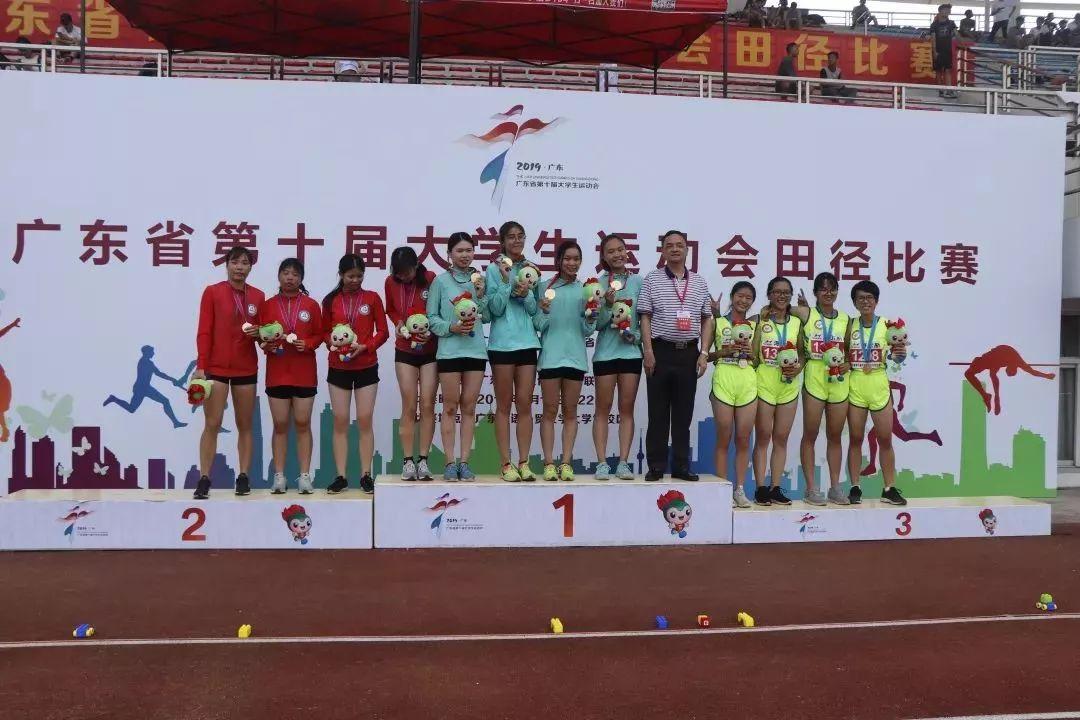 嘉應(yīng)學(xué)院籃球杯冠軍_籃校杯u17_校園籃球嘉年華