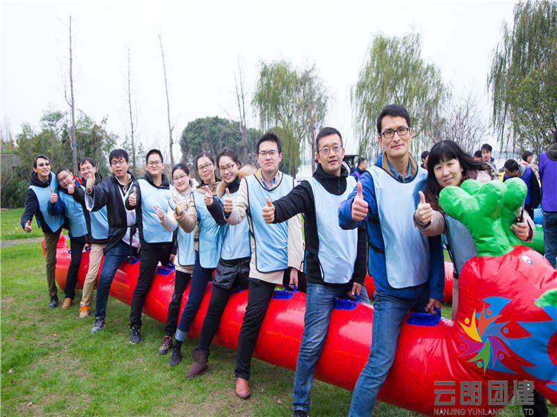 趣味運動會旱地龍舟_趣味活動旱地龍舟_旱地龍舟活動方案