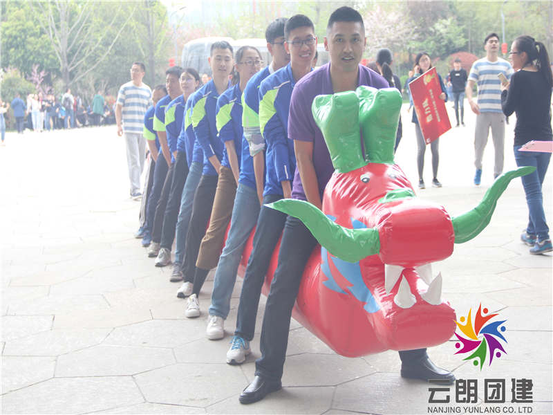 趣味活動旱地龍舟_旱地龍舟活動方案_趣味運動會旱地龍舟